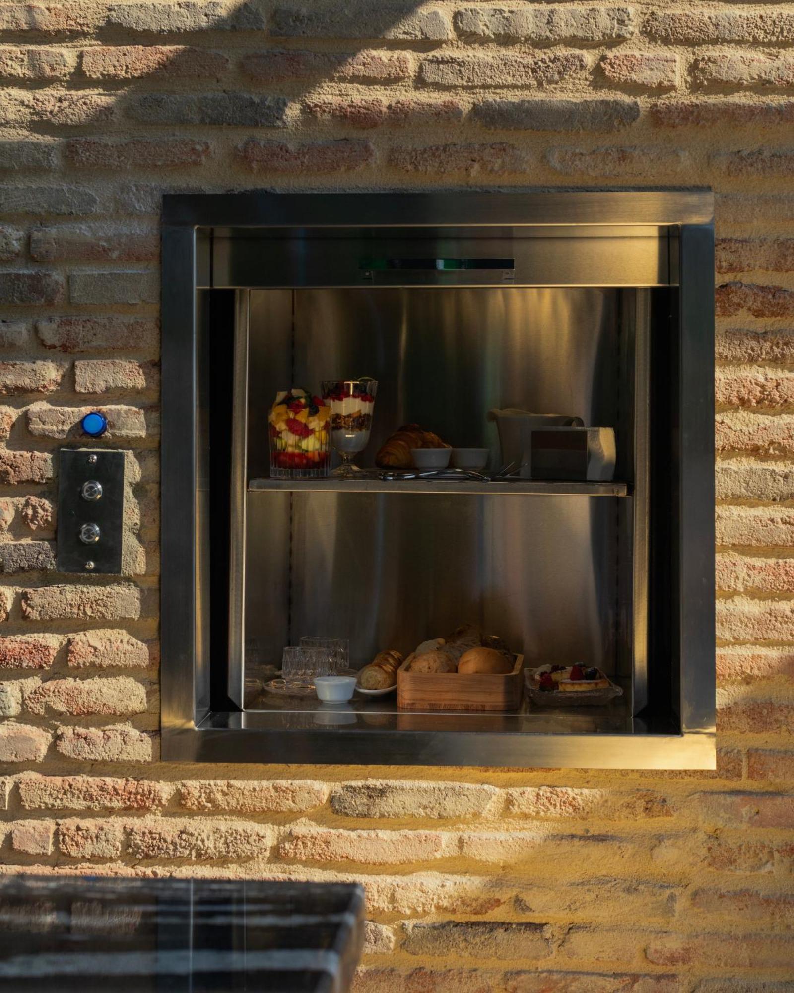 טביליסי Puris Moedani Boutique Hotel מראה חיצוני תמונה