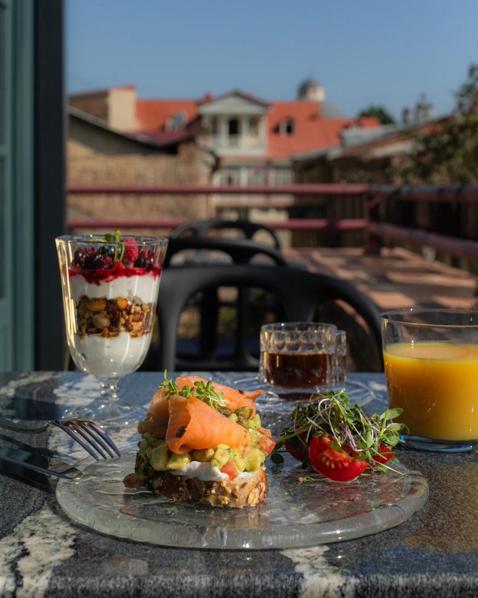 טביליסי Puris Moedani Boutique Hotel מראה חיצוני תמונה