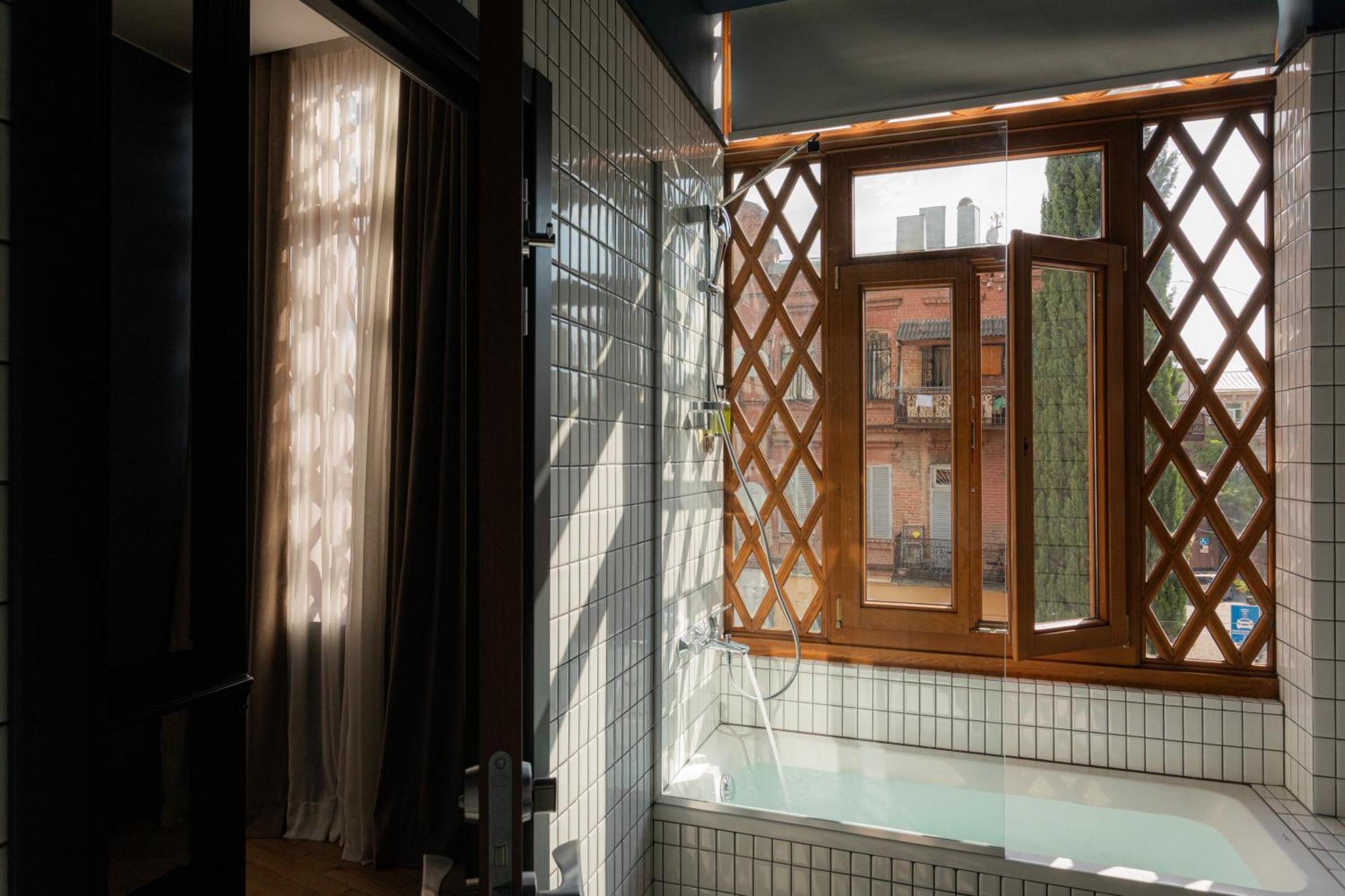 טביליסי Puris Moedani Boutique Hotel מראה חיצוני תמונה